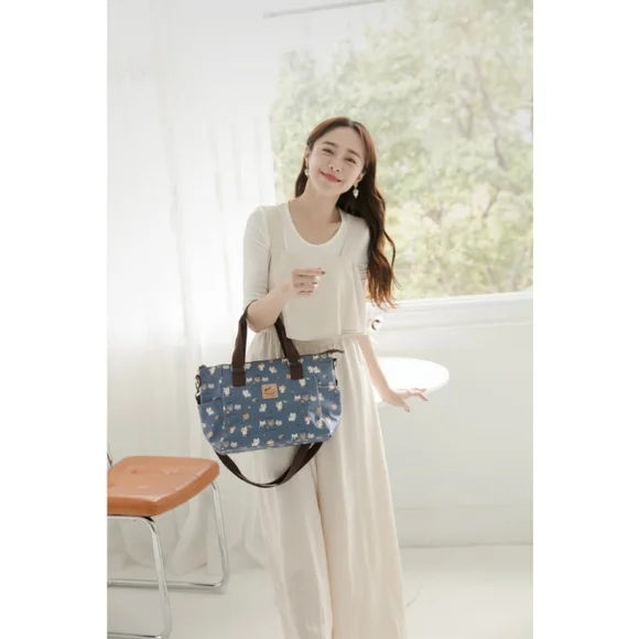 Waterproof Bunny Shoulder Crossbody Convertible Handbag W/ ID Badge Clip - Picture 4 of 10